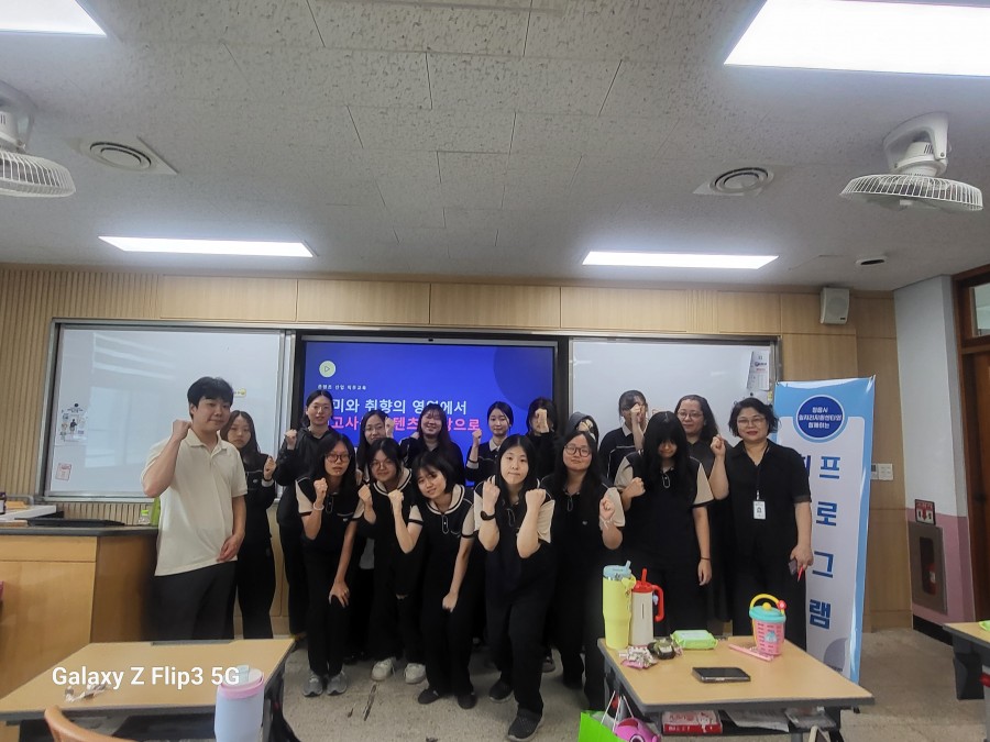 81a07f68cab203f79210a14034fa55e8_1785201854_2589.jpg